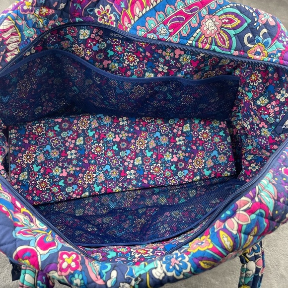 Vera Bradley Disney Weekender Bag Sensational 6 Retired Design Paisley - Picture 4 of 11